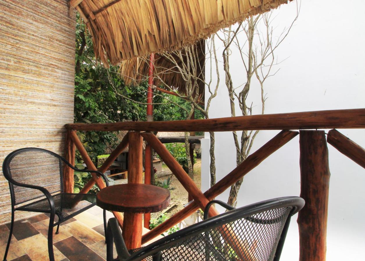 Hotel Pancho Villas Bacalar - Free Bikes And Paddles Exteriér fotografie